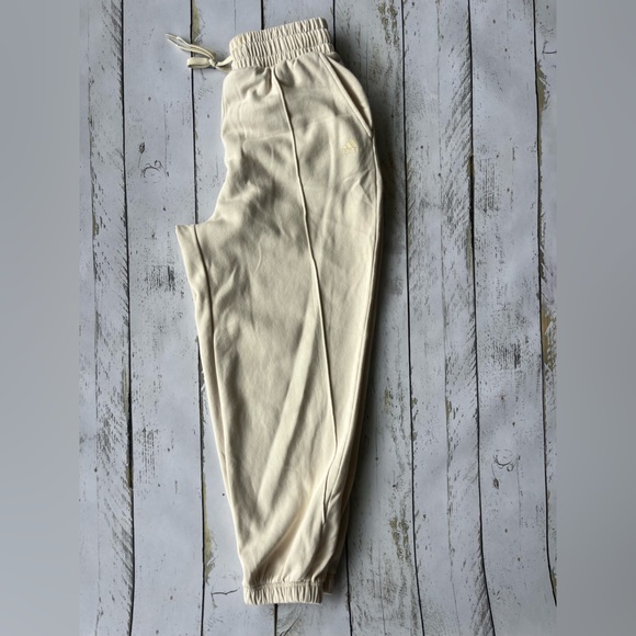 Adidas Hyperglam Fleece Jogger women’s Medium LIKE NEW - Picture 4 of 14